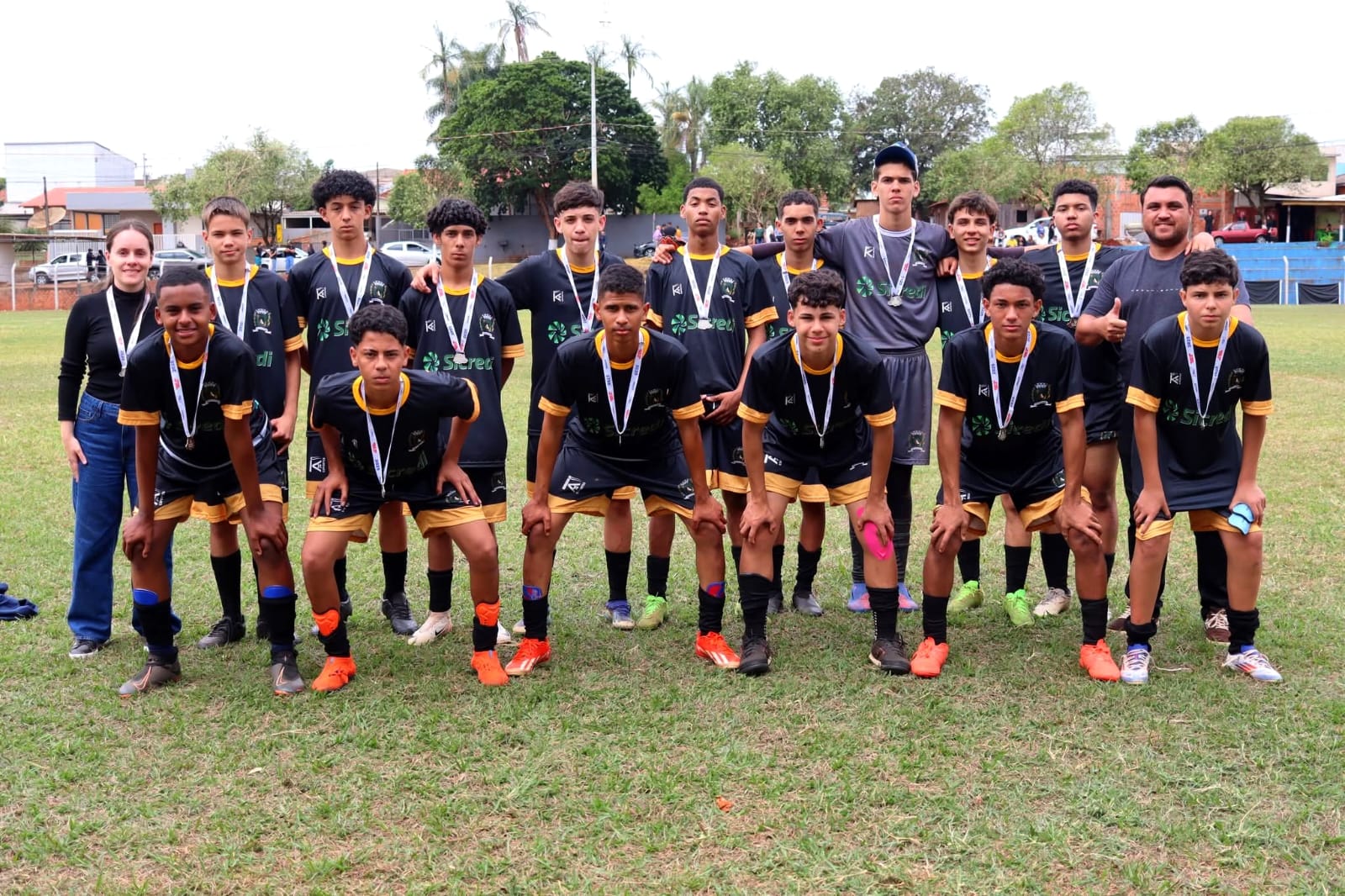 Atletas do Colégio Estadual Marumbi conquistam 2º lugar nos Jogos Escolares do Paraná – Fase Regional