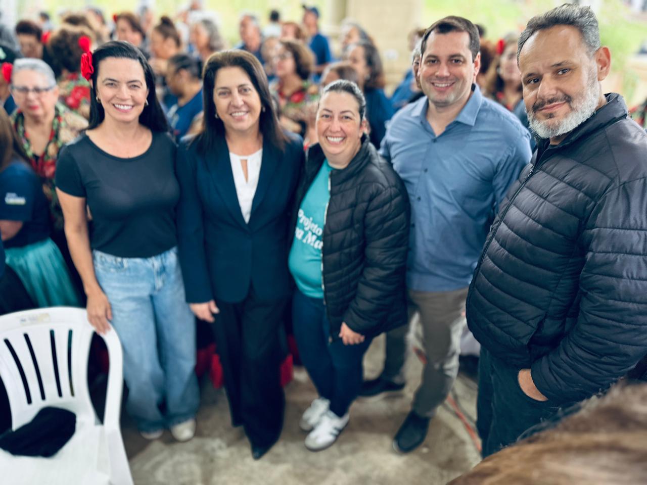 Cambira participa do 2º Encontro Regional da Pessoa Idosa em Lunardelli
