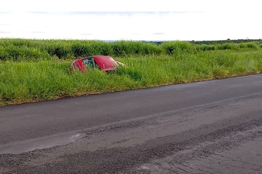 Saída de Pista Intriga Equipe Policial na Região: Veículo é Encontrado Abandonado