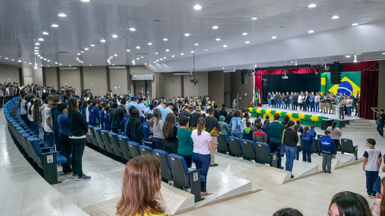 Jandaia do Sul abre oficialmente a Semana da Pátria com solenidade cívica