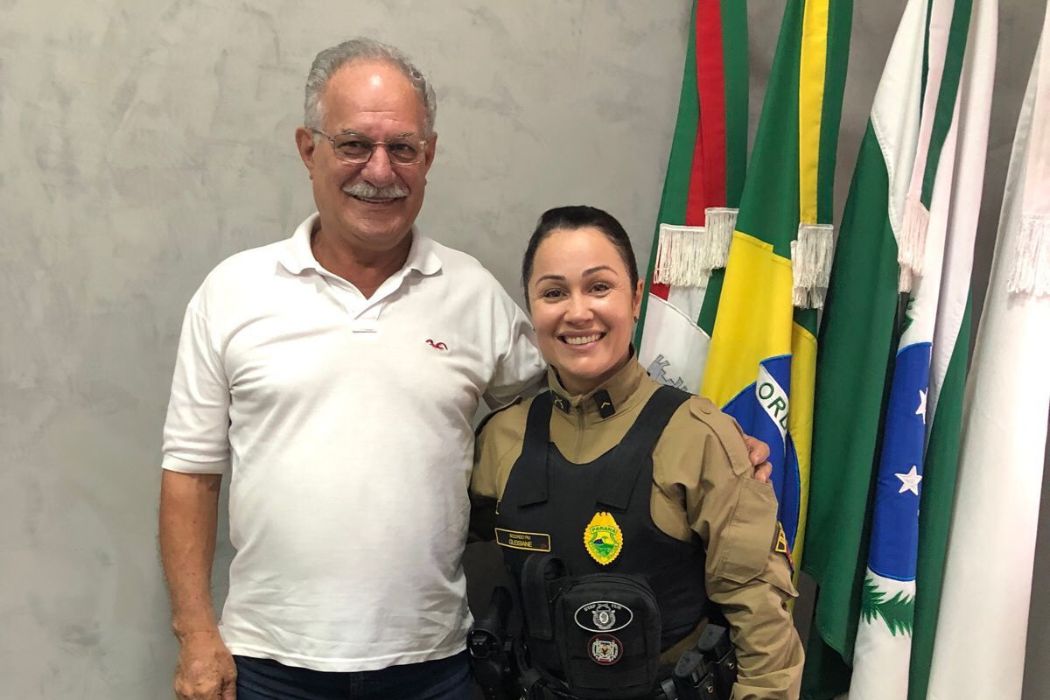 Prefeito Ditão Pupio recebe Policial Militar Gleise para tratar da implementação do PROERD nas escolas municipais
