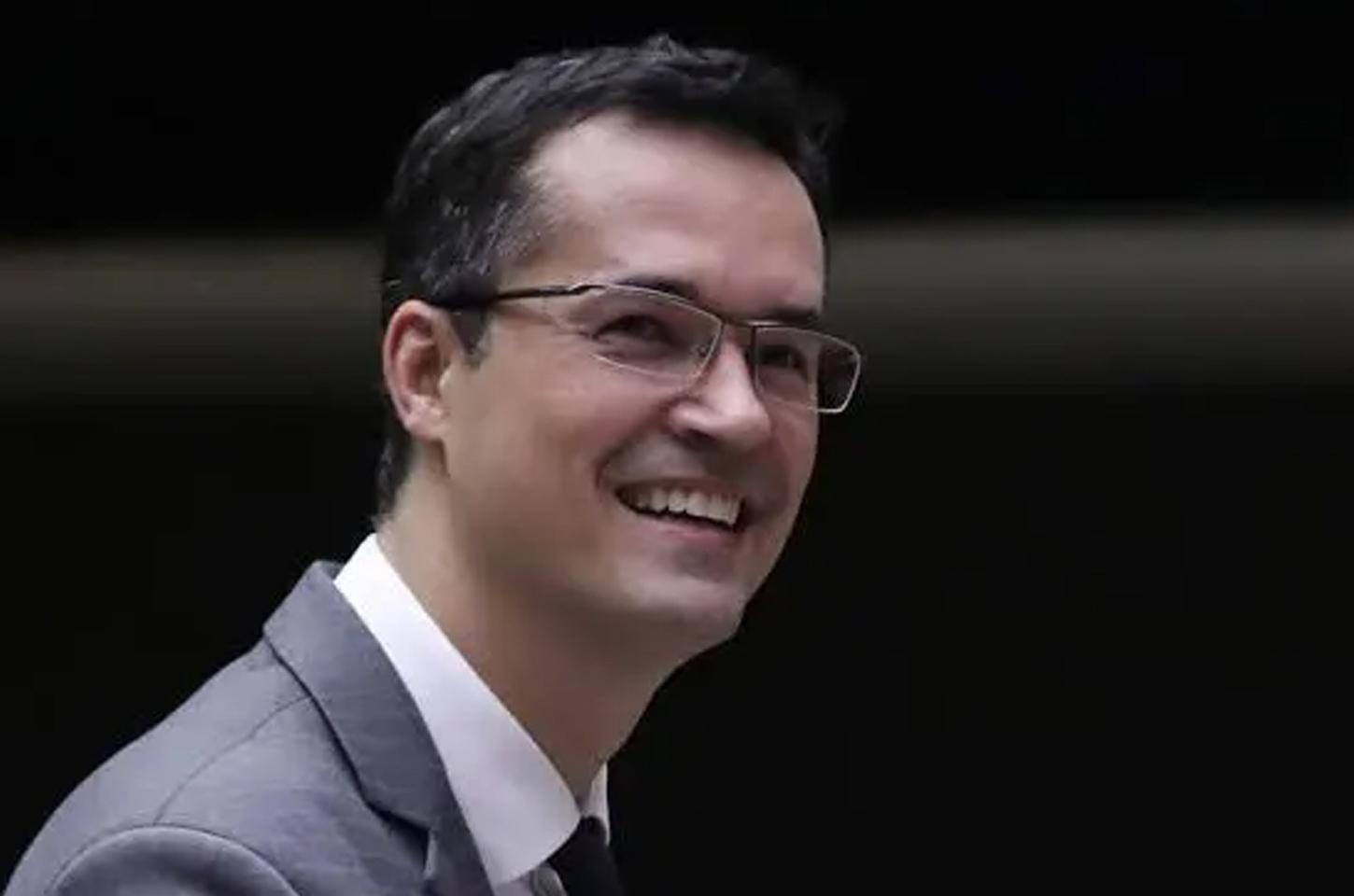 Nunes Marques restabelece candidatura de Deltan ao Senado pelo Paraná