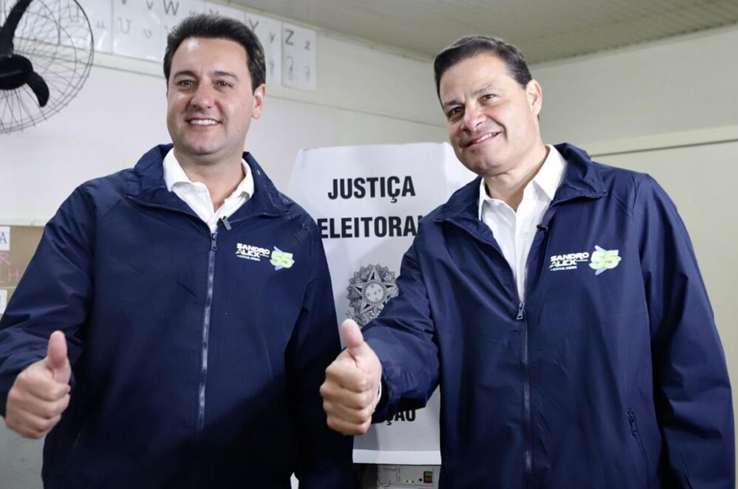 Ratinho Junior vota em Curitiba no primeiro turno das Eleições 2026
